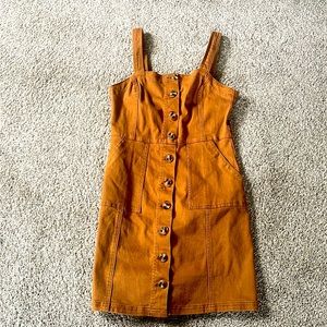 DRESS!